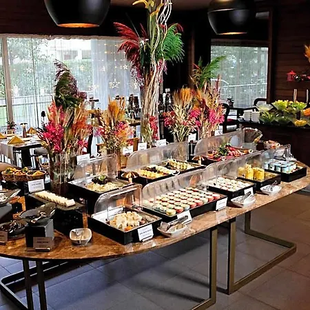 Divan Hotel