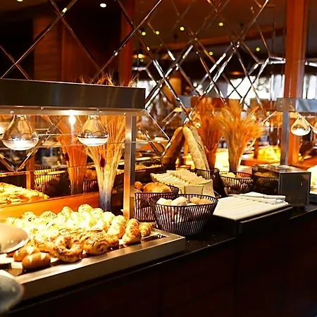 Hotel Divan 4*