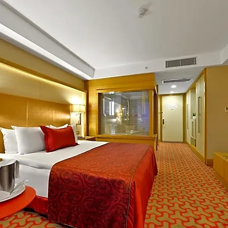 Hotel Divan 4*