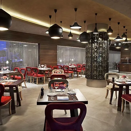 Hotel Divan 4*